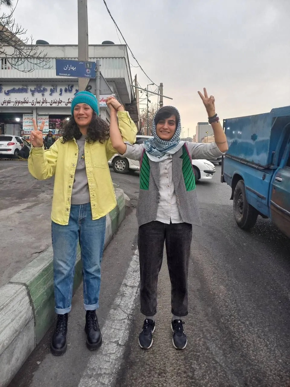 الهه محمدی نیلوفر حامدی