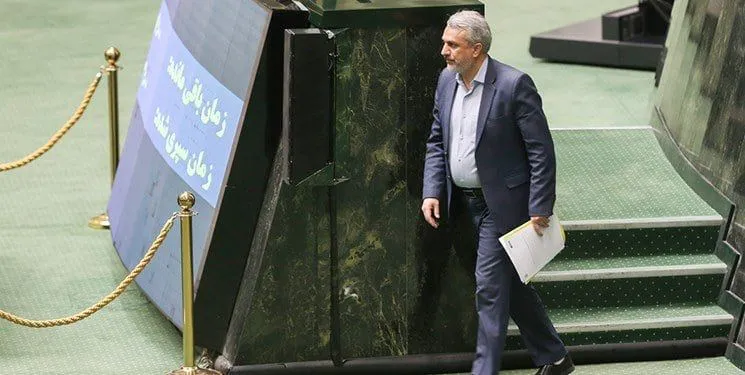  بالاخره وزیر مجری ومعلول تدابیر وسیاست های خودرویی با همه حواشی ها رفت