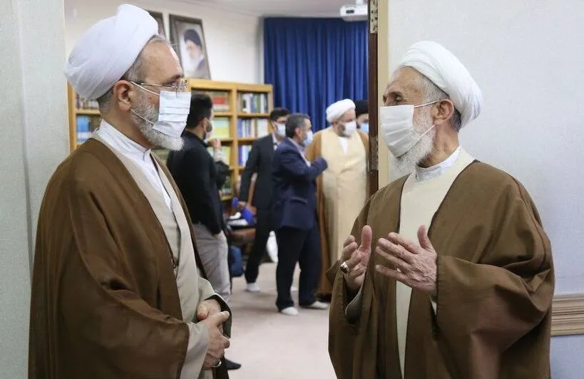 تعامل همه جانبه برای خاتمه موضوع شیخ کاظم صدیقی و همکاری او با دستگاه‌های نظارتی و حوزه؟