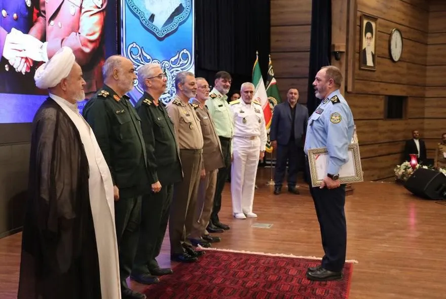 امیر نصیرزاده به‌عنوان وزیر جدید دفاع معارفه شد