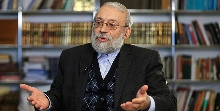 تمسخر جواد لاریجانی: بشار اسد در پرواز ترک دمشق است، او می گوید بعید است سقوط کند / زیرنویس‌های تلویزیون درباره سوریه مال الان بود یا ۲۰ سال قبل؟