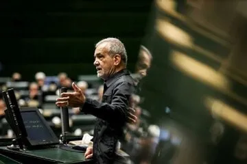  پزشکیان برای توقف قانون عفاف و حجاب به رهبری نامه بنویسد / این قانون چالش بزرگی برای دولت و مردم است