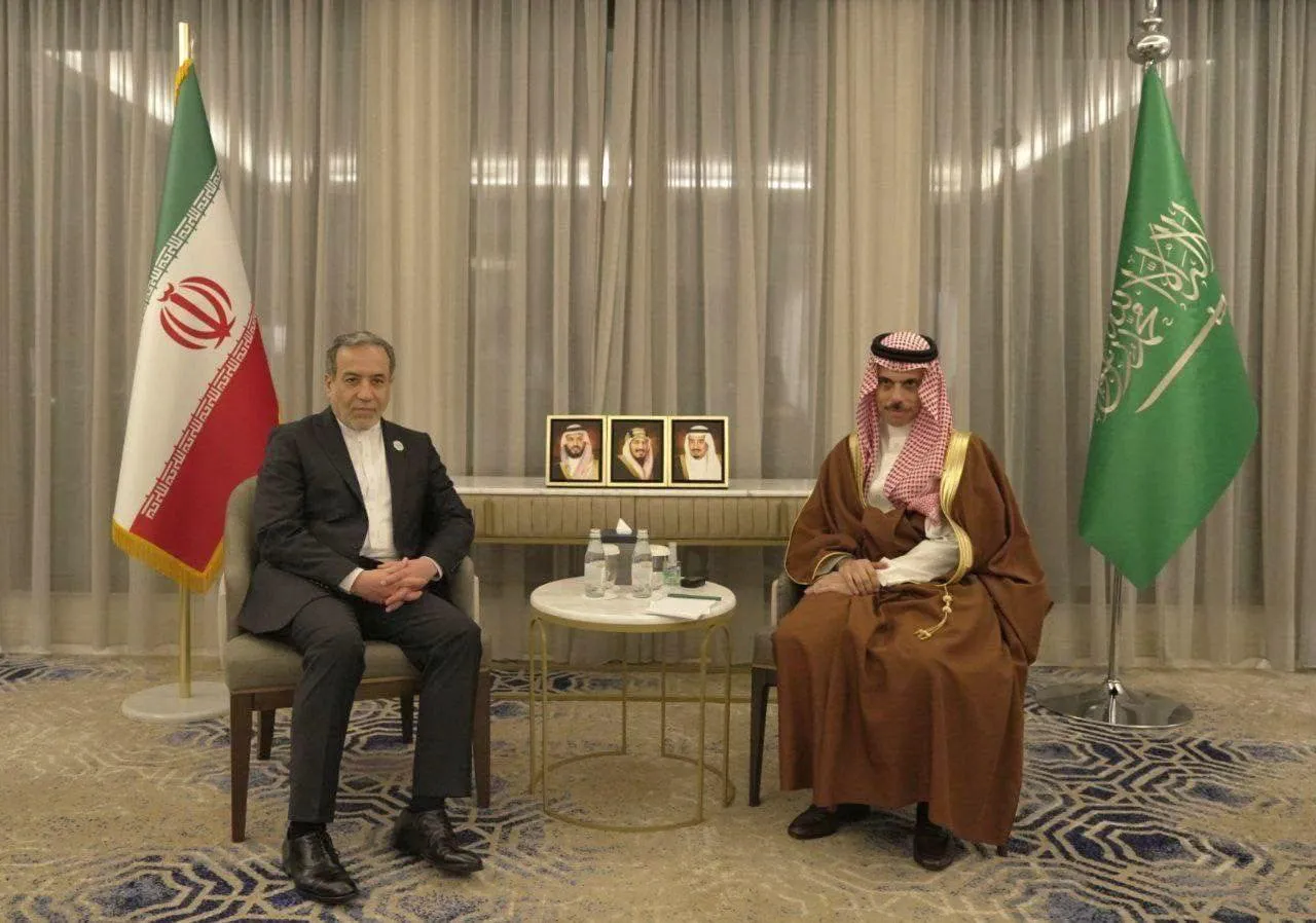 دیدار وزرای خارجه ایران و عربستان در قطر