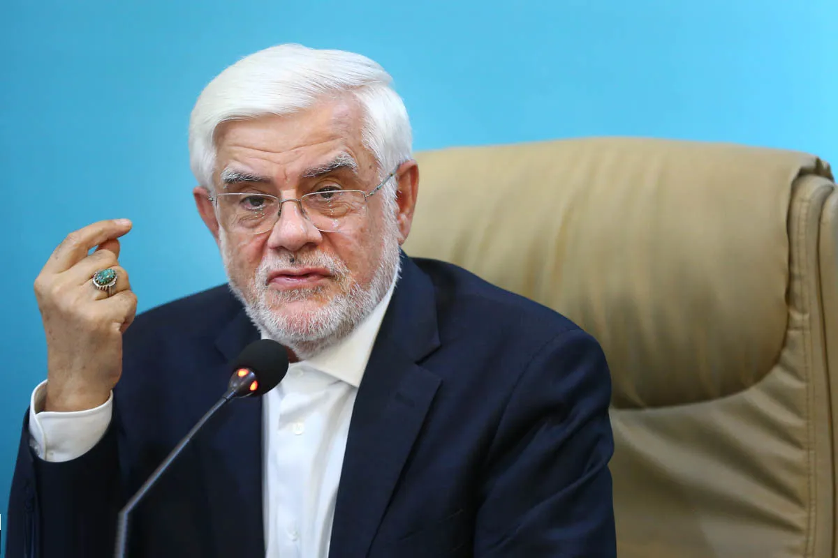  انتقال پایتخت از تهران به سواحل مکران؛ آقای عارف! جدی می فرمایید؟/ از چنین سنگ بزرگی علامت نزدن هویداست