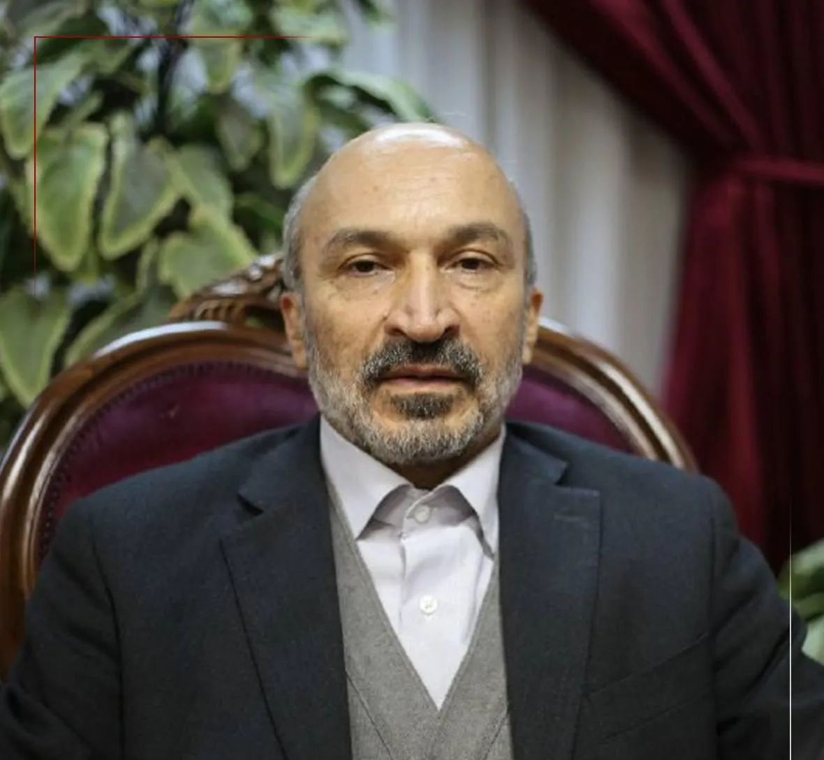 صلاحیت حسینی تایید نشد/ «محمد حسین امید» سرپرست دانشگاه تهران شد