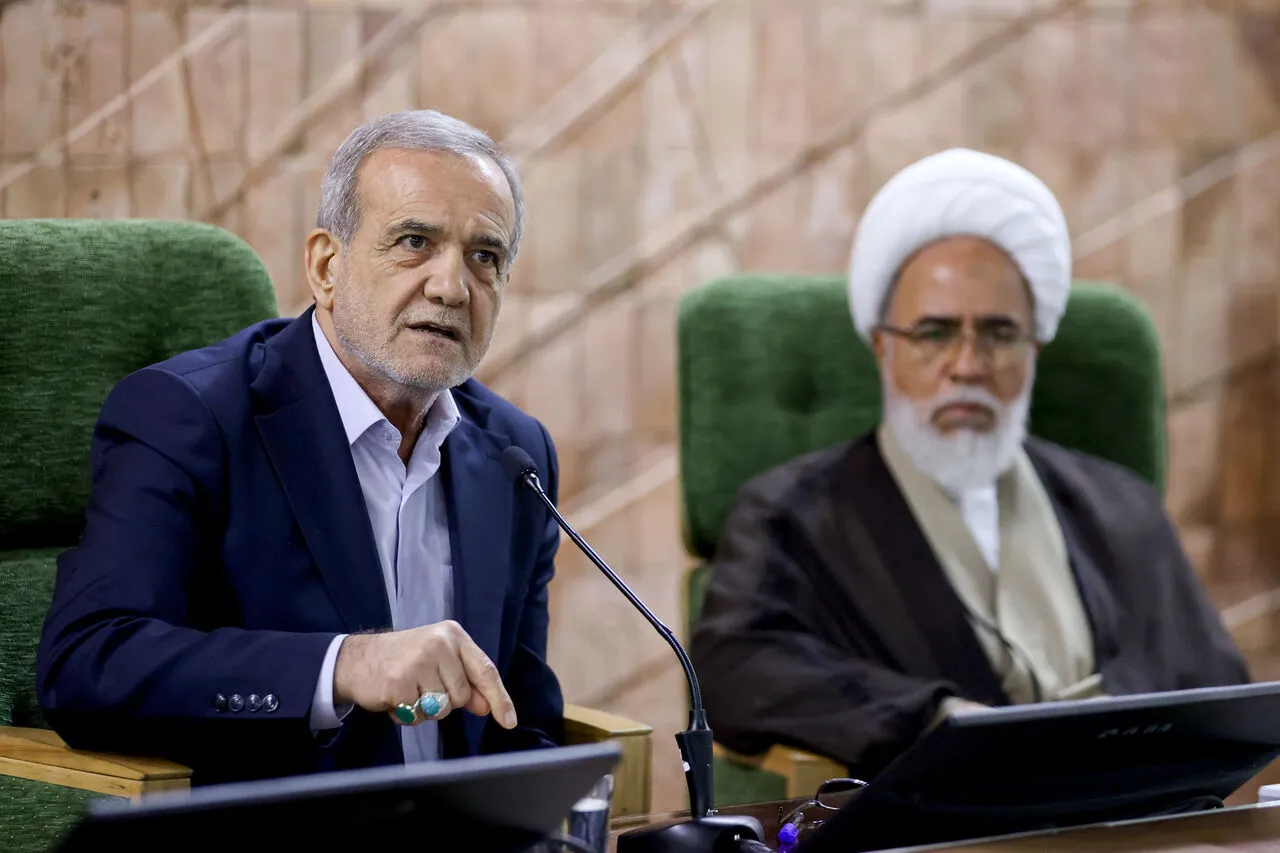  پزشکیان: اگر مذاکره به نتیجه نرسید، ما نخواهیم مرد