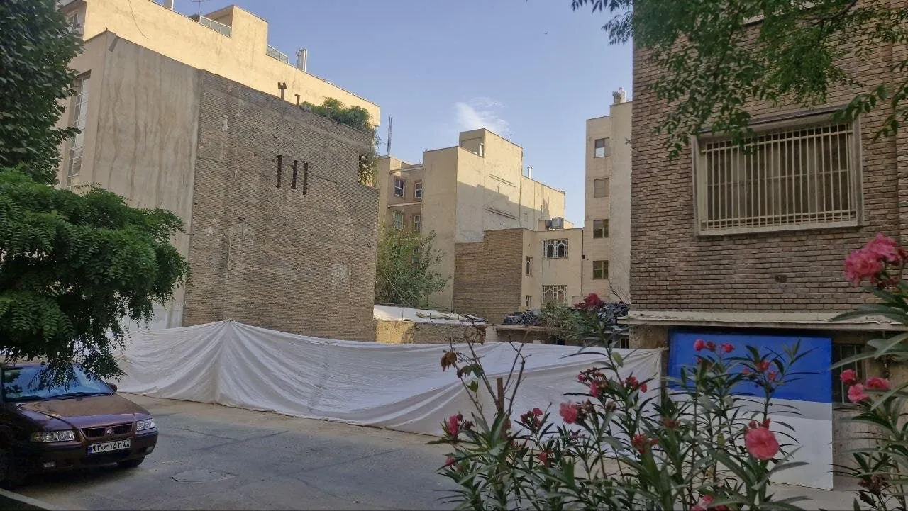 ساختمان «دل‌آواز» به طور کامل تخریب شد