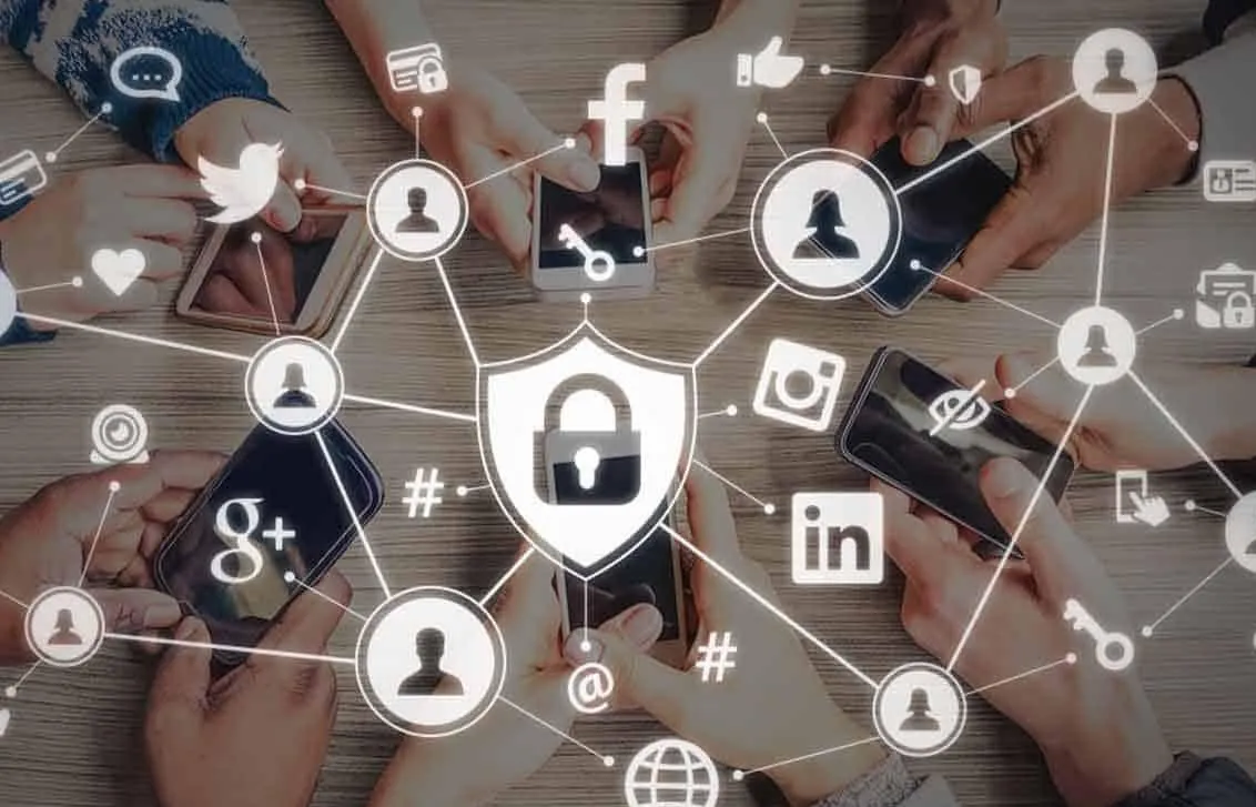 سربسته نوشتم اما همه فعالان داخل و خارج از کشور در فضای مجازی که فکر میکنند ناشناس هستند یا ماموریت دارند ناشناس باشند بدانند