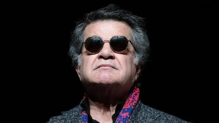 محکومیت جعفر پناهی در دادگاه انقلاب غیابی است و بدین معنی نیست که اجرایی میشود