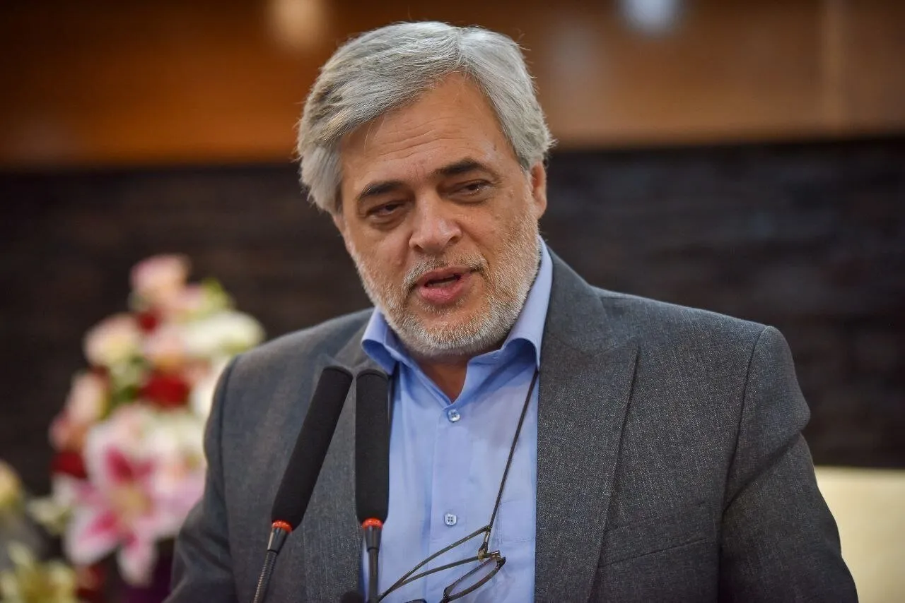  آقای مدیر! می‌خواهید تعدیل نیرو کنید؟ اسم خودتان را اول لیست بنویسید 