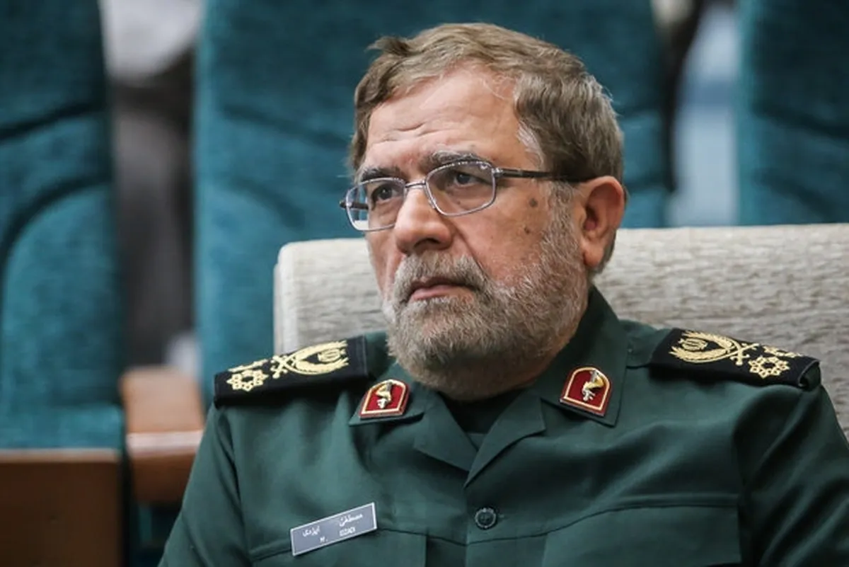  هنوز برای من این معادله حل نشده است که چگونه سردار سرلشکر مصطفی ایزدی مرد پشت پرده و متخصص اشراف با منویات فرمانده کل قوای سوم از سایه نشینی کاربردی به چهره آشکار ستادی تبدیل شد