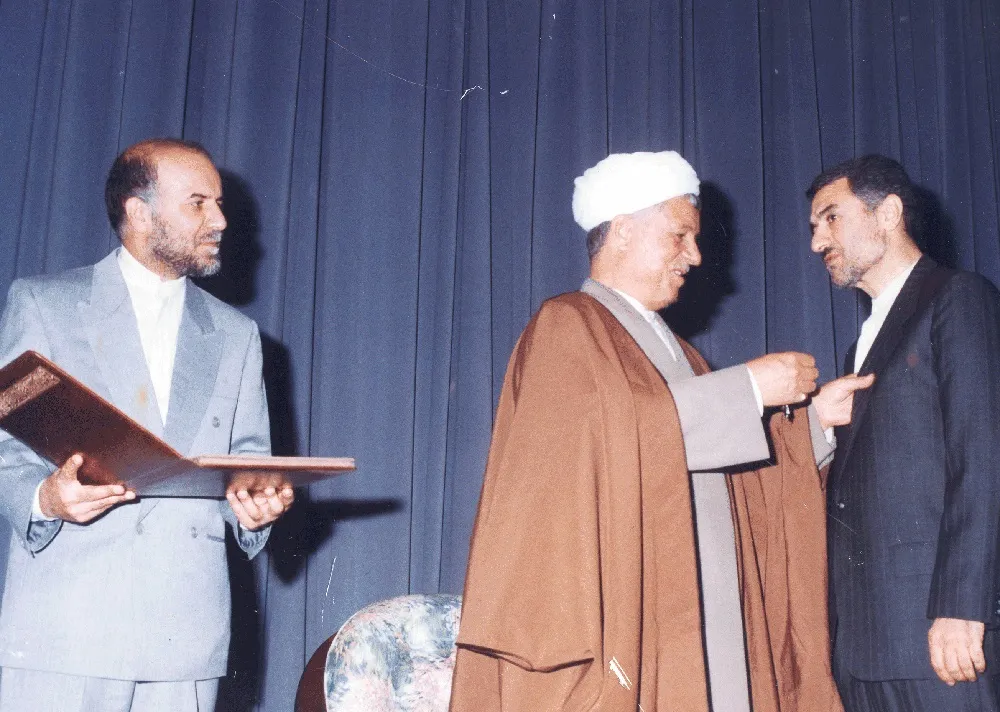 خاطرات اکبر هاشمی