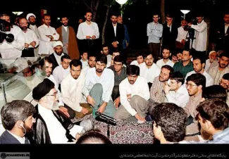 سید علی خامنه‌ای