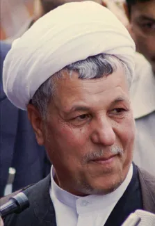 مرور خاطرات روزانه سال ۱۳۷۰ اکبر هاشمی‌رفسنجانی درباره روند ترور شاپور بختیار