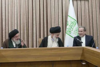  دیدار سیدعباس عراقچی وزیر امور خارجه با سید هاشم حسینی بوشهری