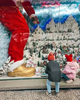 The atmosphere of Christmas in Tehran."