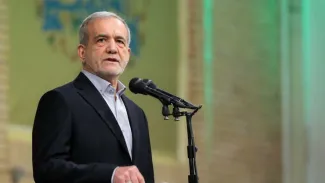  همانطور که بارها عرض کردم استعفایی در کار نخواهد بود این هم از پیام صریح خود دکتر مسعود ما تا پای جان در خدمت به مردم می‌مانیم. 