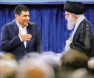 محمد مخبر دستیار و مشاور رهبر جمهوری اسلامی، فعلاً رسانه ای ترین و فعال ترین و اجرایی ترین مشاور و مطلوب آیت‌الله است.
