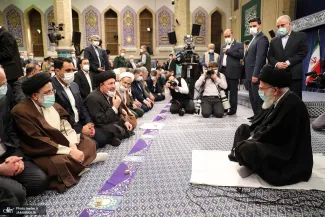تحلیل های عجیب و غریب از دیدار فردای آیت‌الله خامنه‌ای
