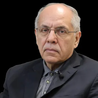 کورش احمدی