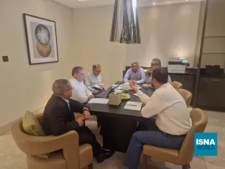 جلسه داخلی هیات ایران در سومین دور مذاکرات غیرمستقیم ایران و آمریکا؛ شب گذشته در مسقط