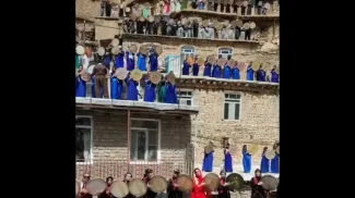 آیین هزار ساله هزار دف بر فراز بام های روستای پالنگان در کردستان