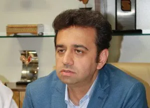  وقتی گندم سه نرخی است، معلوم است نانوایان گندم کیلویی ۹۰۰ تومان را کیلویی ۳ هزار تومان به کارخانه‌ها می‌فروشند