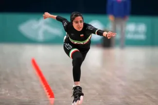رومینا سالک، اسکیت باز ایرانی در مسابقات جهانی اسکیت، قهرمان جهان شد.