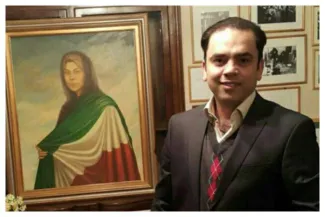 با موشک باران زندان اوین ودادسرای عمومی وانقلاب ناحیه ۳۳ تهران یاد فرار فرهاد_سلمانپور_ظهیر از این دادسرا و مصاحبه او با صدای آمریکا و ادعاهای وکیل او محمد حسین آقاسی افتادم