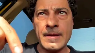 واکنش نوید محمدزاده به دستگیری پدرزنش!