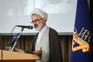  نماینده ولی فقیه در سپاه درباره احتمال آغاز مجدد مذاکرات با آمریکا: مذاکرات باید طبق همان باشد که آقا تدبیر فرمودند. مذاکرات عزتمندانه خوب است. از موضع ضعف و ذلت و التماس نباشد، اگر از موضع اقتدار باشد، خیلی هم خوب است./ایلنا