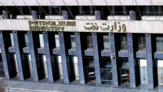  ظاهراً ۵ ماه پس از انتشار این یادداشت خطاب به آقای وزیر نفت، نهاد نظارتی صنعت نفت، پاسخ دستور قضایی قوه قضاییه در خصوص گروه مالی زاویه را در دست اقدام دارد یا ارسال کرده است