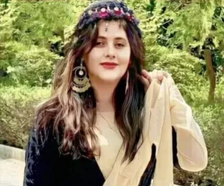  وزارت خارجه آمریکا به مناسبت سومین سالگرد کشته شدن مهسا ژینا امینی، بیانیه‌ای صادر کرد و گفت از نظر آمریکا، آینده ایران «توسط یک طبقه حاکم فاسد به تاراج رفته» است.