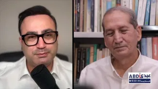 حاتم قادری: [رضا پهلوی] نه چکمه‌ی رضاخان را دارد و نه چکمه‌ی رضاخان می‌تواند در ایران حکومت کند