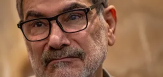  آقای شمخانی! مردم حق دارند در باره ارتباط عروسی مجلل دخترتان با شایعه کشتی های پسرتان سوال کنند؟