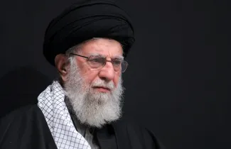 کلیات سوال تاریخی من از آیت‌الله سید علی خامنه‌ای رهبر و ولی مطلقه فقیه و فرمانده کل قوا به قوت خود باقی است