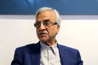  هاشمی طبا: میدان نبرد فقط در خارج و میدان دیپلماسی نیست؛مسئولان ابتدا باید مشکلات را در داخل حل کنند/ در جریان سفر نیویورک،بار اصلی به دوش پزشکیان بود