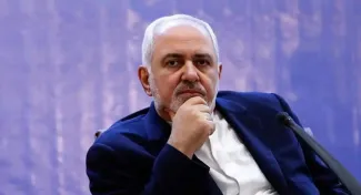 کنایه معنادار کیهان به ظریف/ او با 12 سال تأخیر به اشتباه خود پی برد