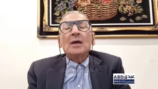  زیباکلام: دولت جمهوری اسلامی بنزین وارداتی را لیتری ۸۰-۹۰ هزار تومان می‌خرد و ۵ هزار تومان می‌فروشد!