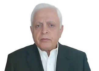 حسن اعتمادی