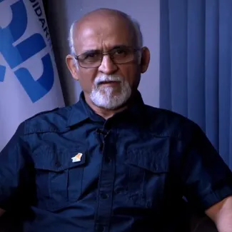 بشنوید | محسن میردامادی: باید در صلح مانند جنگ جدی بود! گفت‌وگو با محسن میردامادی در برنامه دیدار نیوز