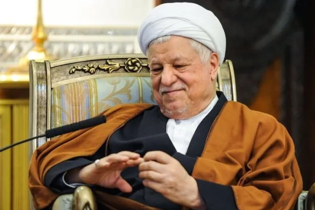 در این روزهای تاریخی ایران چه میگذرد و هست آیا مردی در ساختار ارشد قدرت که بنویسد روایت ما وقع این روزها را؟