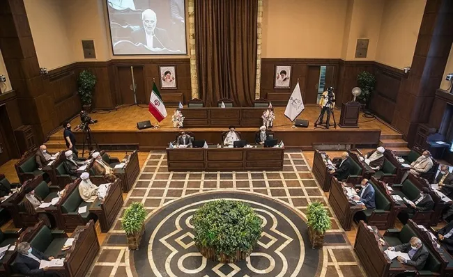 «رای درخشان شعبه ۴٢ دیوان عالی کشور در حمایت از حق و آزادی و توجه صحیح به اصول و مفاهیم حقوق عمومی»