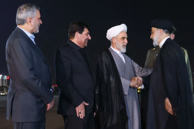 آیا سطح تشریفات دفتر آیت الله خامنه ای در دولت ابراهیم رئیسی کاهش یافته است؟