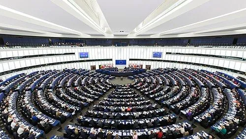 پارلمان اروپا «درگذشت مهسا امینی» سرکوب معترضان در ایران را محکوم کرد.
