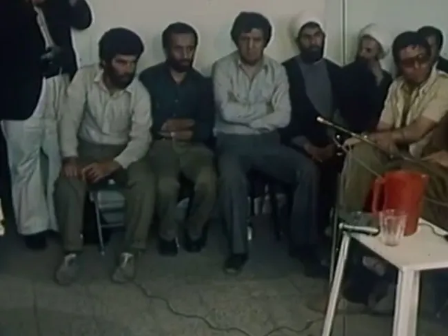 شیخ مهدی شاه آبادی و شیخ عبدالمجید معادیخواه در دادگاه هویدا