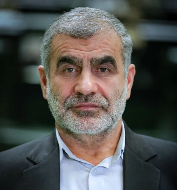 وقتی نایب رییس مجلس شورای اسلامی حداقل تسط لازم به قانون اساسی را ندارد