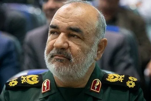 سردار سلامی فرمانده کل سپاه به افسران جنگ نرم: فضای مجازی میدان جنگ است/ دشمن را در فضای مجازی رسوا کنید