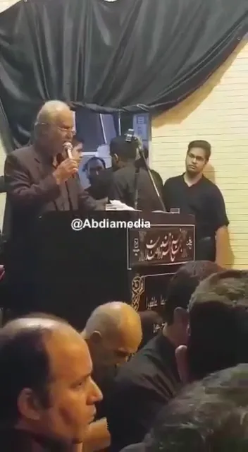 انتقادات تند و طوفانی حسین نخل بند در هیئت میدانشاه (بعثت یزد) به عملکرد دولت انقلابی رئیسی و گشت ارشاد که در پخش زنده تلویزیون توسط صدا و سیما قطع و سانسور شده بود