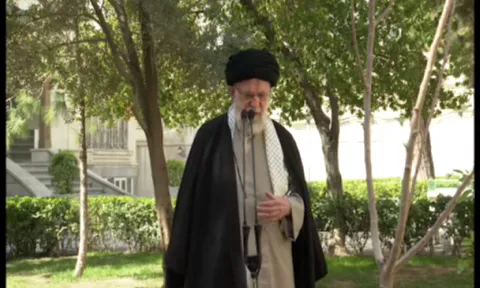 رمزگشایی و تامل در سخنان علنی امروز آیت‌الله خامنه‌ای